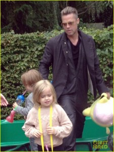 Brad Pitt Takes Takes Kids To Legoland in London