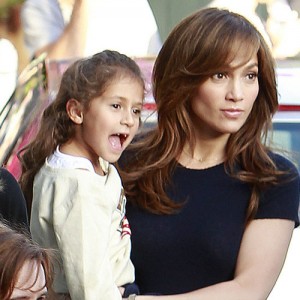 Jennifer-Lopez-Twins-Max-Emme-Set