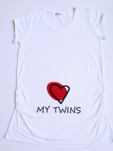 diagwnismos-kerdise-to-neo-t-shirt-i-love-mytwins