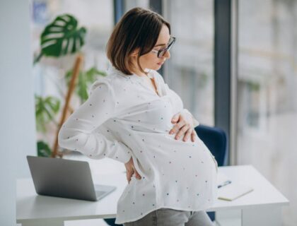 Έγκυος σε δίδυμα: Τι πρέπει να προσέξει η εργαζόμενη μέλλουσα μαμά